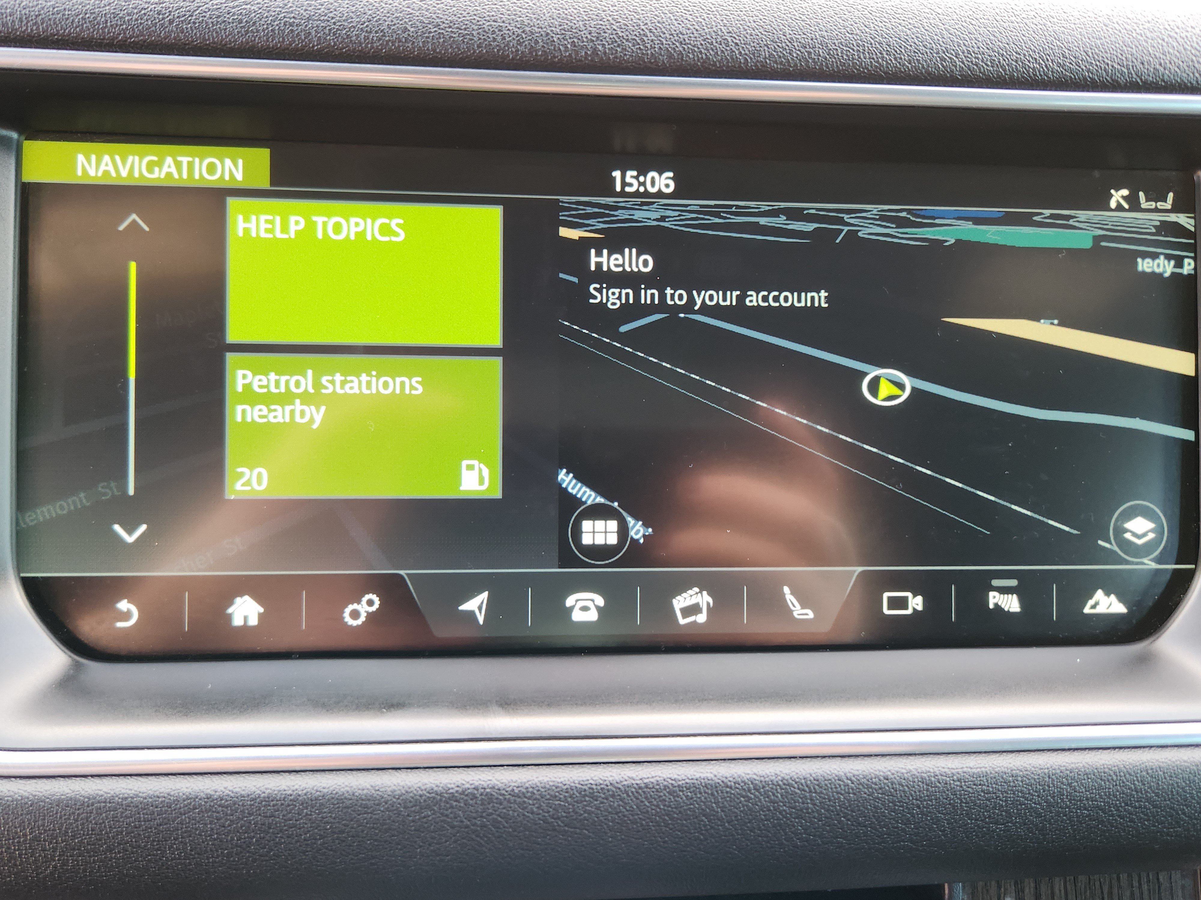 Used 2017 Land Rover Range Rover Sport HSE AWD/4WD image 18
