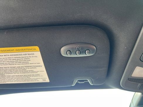 Used 2019 Ford Fusion Titanium image 31