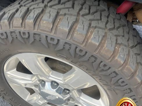 Used 2019 Chevrolet Silverado 2500 LTZ w/ Duramax Plus Package AWD/4WD image 5