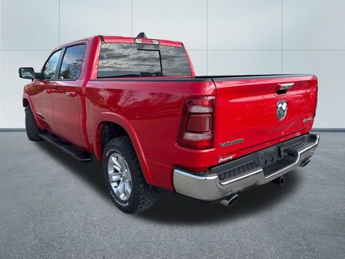 Used 2022 RAM 1500 Laramie AWD/4WD image 3
