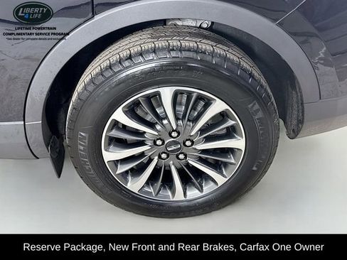 Used 2023 Lincoln Nautilus Reserve image 31