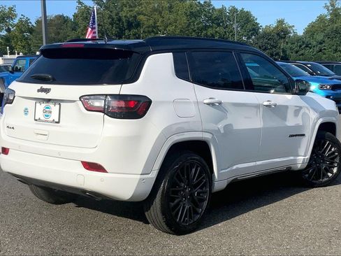 Used 2023 Jeep Compass High Altitude w/ Driver Assist Group I AWD/4WD image 11
