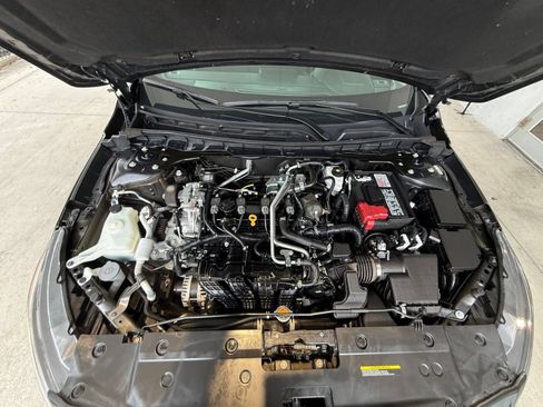 Used 2025 Nissan Altima 2.5 SV FWD image 32