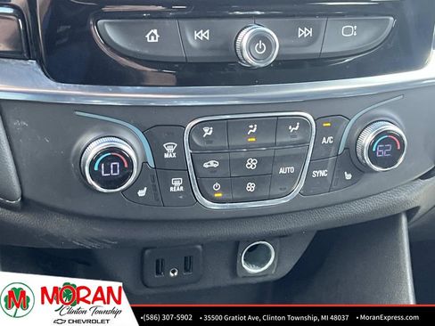 Certified 2023 Chevrolet Traverse LT FWD image 23