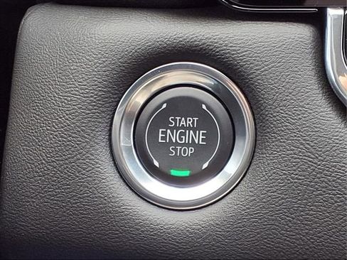 New 2026 GMC Canyon Elevation w/ Convenience Package image 16