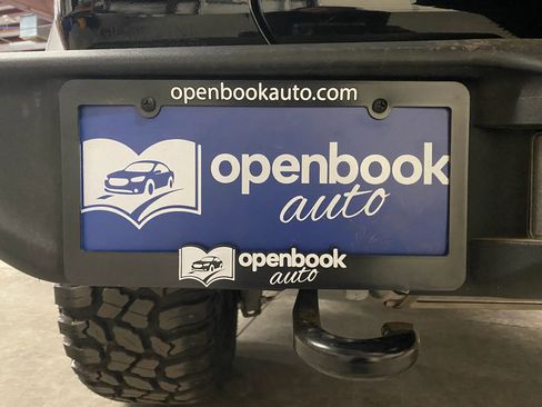 Used 2019 Jeep Wrangler Unlimited Sport image 12