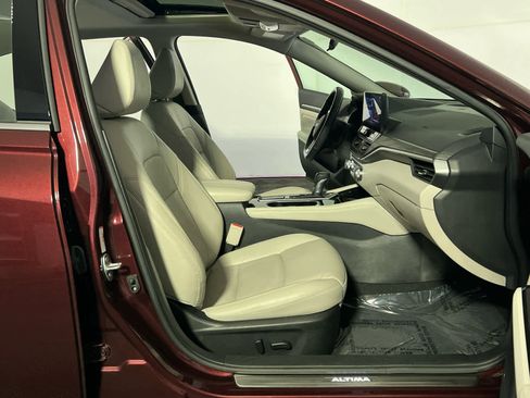 Certified 2024 Nissan Altima 2.5 SL image 25