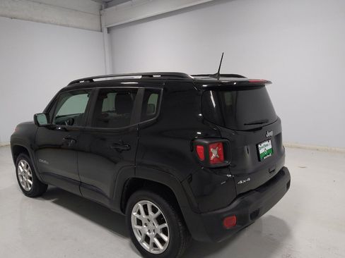 Used 2021 Jeep Renegade Latitude AWD/4WD image 5