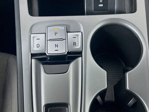 Used 2023 Hyundai Kona SE w/ Cargo Package image 25