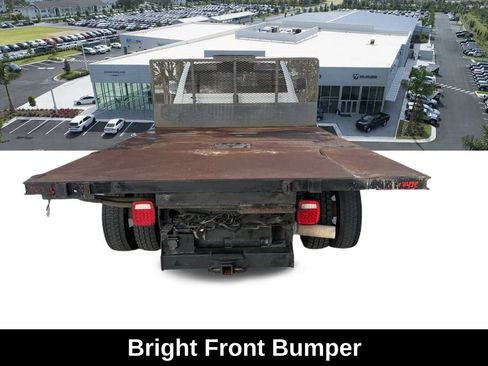 Used 2017 RAM 5500 Tradesman w/ Chrome Appearance Group image 5