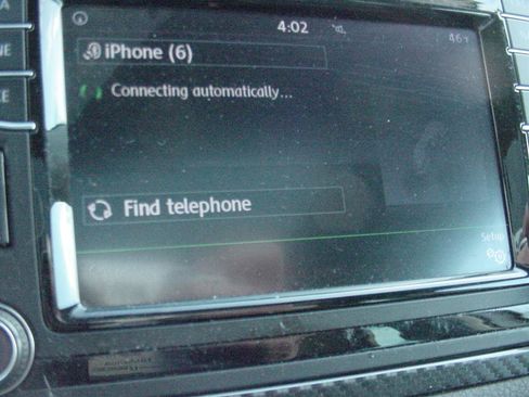 Used 2017 Volkswagen Tiguan Sport image 19