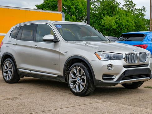 Used 2016 BMW X3 sDrive28i RWD image 9
