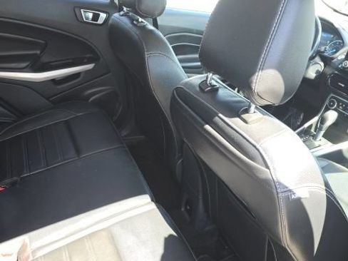 Used 2020 Ford EcoSport Titanium FWD image 29