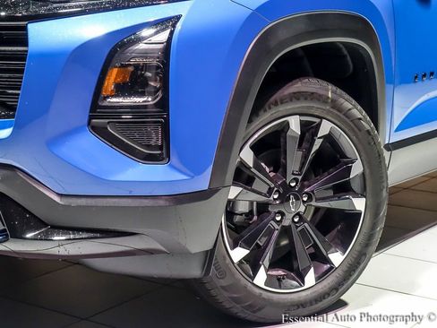 New 2026 Chevrolet Equinox RS w/ Convenience Package III AWD/4WD image 5