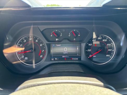 Used 2019 Chevrolet Camaro LT RWD image 21