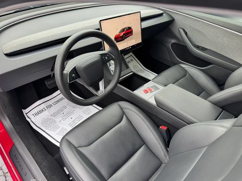 Used 2024 Tesla Model 3 Standard Range RWD image 7