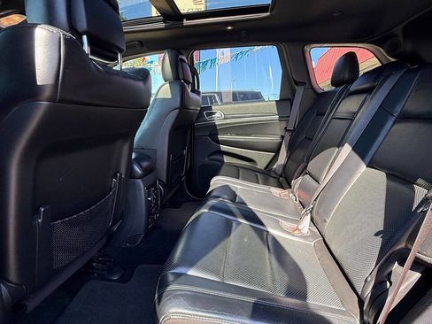 Used 2019 Jeep Grand Cherokee Limited w/ Luxury Group II image 15