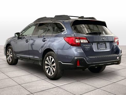 Used 2018 Subaru Outback 2.5i Limited AWD/4WD image 11