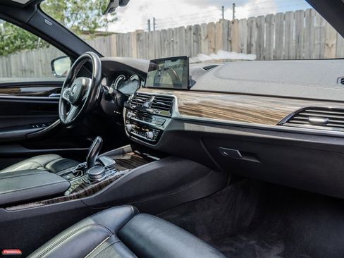 Used 2018 BMW 540i image 33