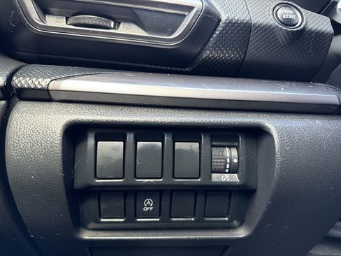Used 2019 Subaru Forester Premium w/ All-Weather Package AWD/4WD image 24