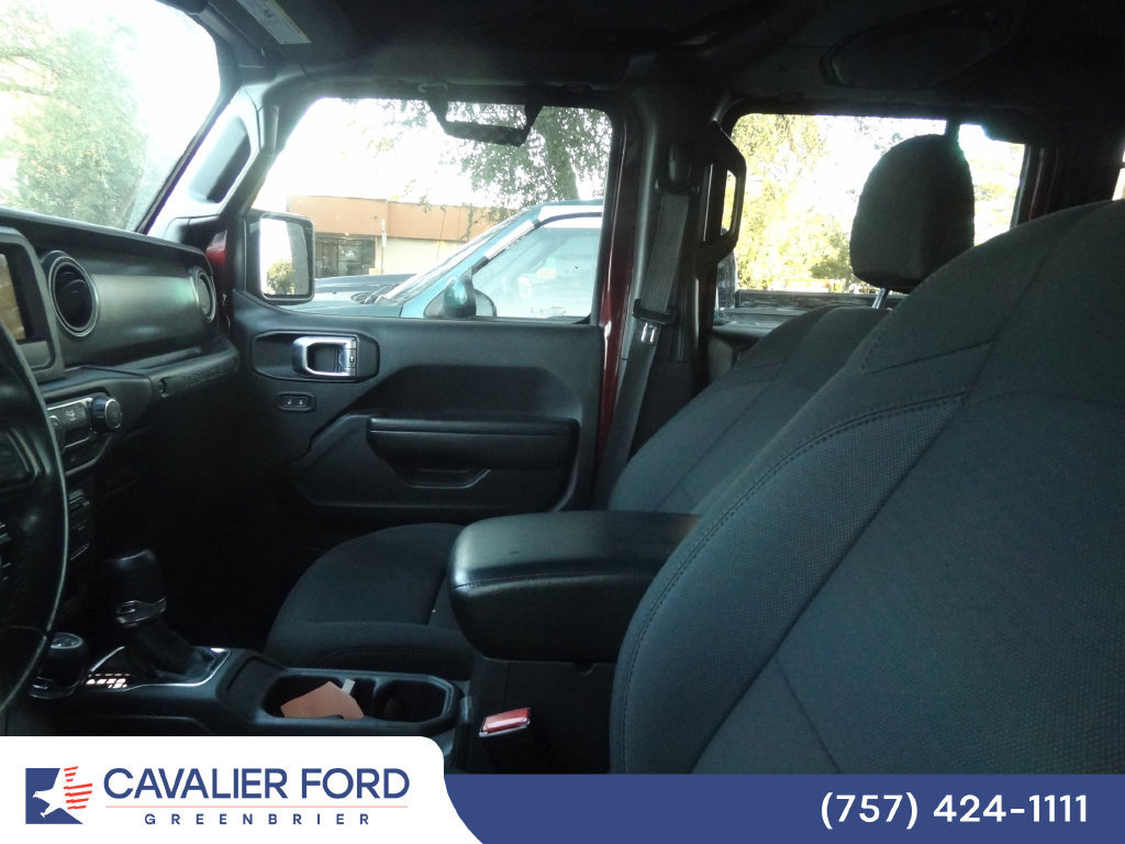 Used 2022 Jeep Wrangler Unlimited Sport AWD/4WD image 4