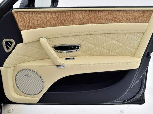 Used 2015 Bentley Flying Spur V8 AWD/4WD image 35