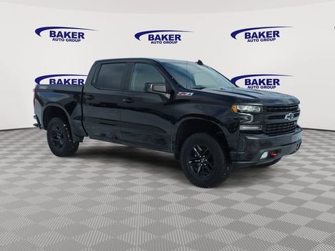 Used 2022 Chevrolet Silverado 1500 LT Trail Boss w/ Bed Protection Package AWD/4WD image 3