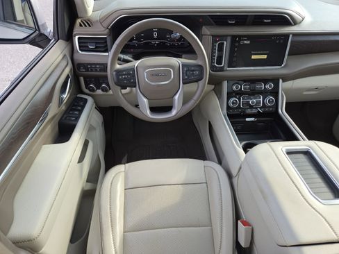 Used 2023 GMC Yukon Denali image 35