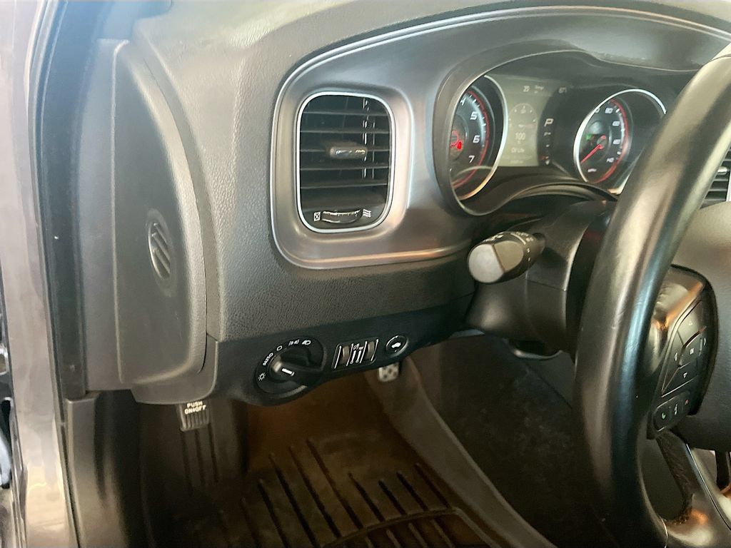 Used 2023 Dodge Charger GT w/ Technology Group RWD image 10