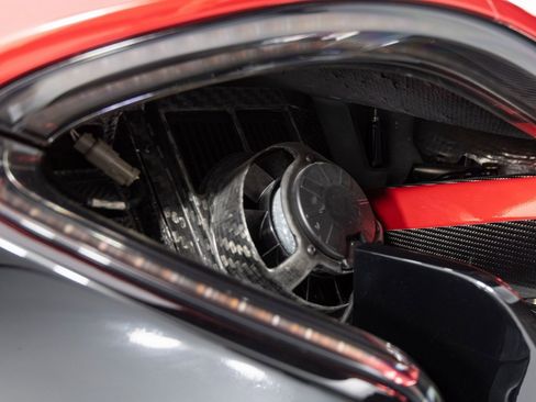 Used 2015 McLaren P1 image 96