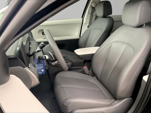 Certified 2026 Hyundai Ioniq 5 SEL RWD image 7