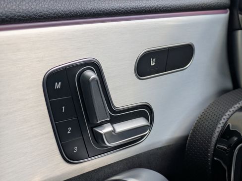 Certified 2025 Mercedes-Benz CLA 250 image 25