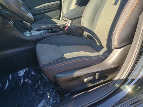 Certified 2023 Subaru Crosstrek 2.0i Premium image 13