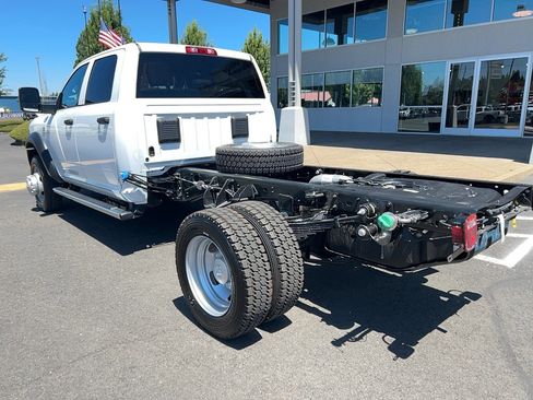 New 2026 RAM 4500 Tradesman w/ Chrome Appearance Group AWD/4WD image 11