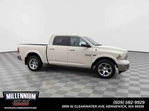 Used 2018 RAM 1500 Laramie image 1