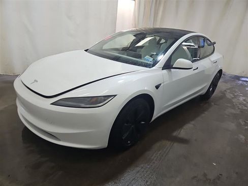 Used 2024 Tesla Model 3 Long Range image 3