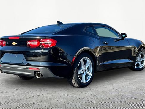 Used 2023 Chevrolet Camaro LT image 7