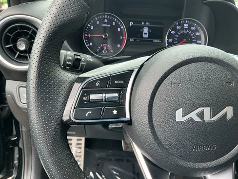 Used 2023 Kia Forte GT-Line w/ GT-Line Premium Package FWD image 24