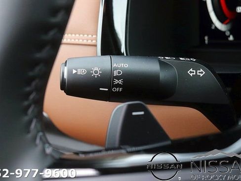 New 2026 Nissan Pathfinder Platinum image 26