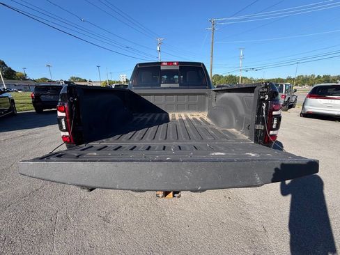 Used 2019 RAM 2500 Laramie w/ Night Edition AWD/4WD image 46