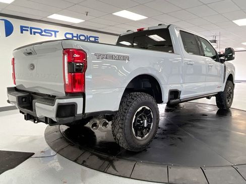 New 2025 Ford F250 Lariat w/ Lariat Ultimate Package image 8