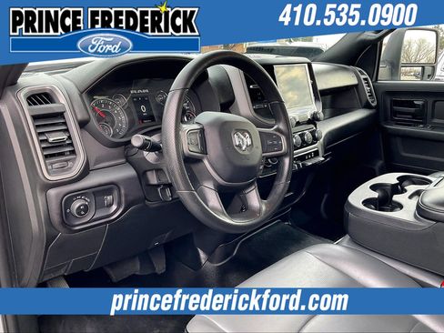 Used 2024 RAM 3500 Tradesman w/ Convenience Group image 13