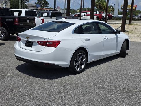 Used 2024 Chevrolet Malibu LT FWD image 5