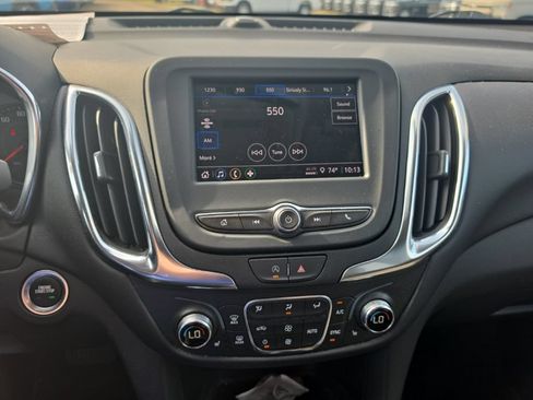 Used 2024 Chevrolet Equinox LT AWD/4WD image 16