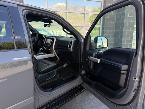Used 2020 Ford F150 Lariat w/ Equipment Group 502A Luxury AWD/4WD image 47