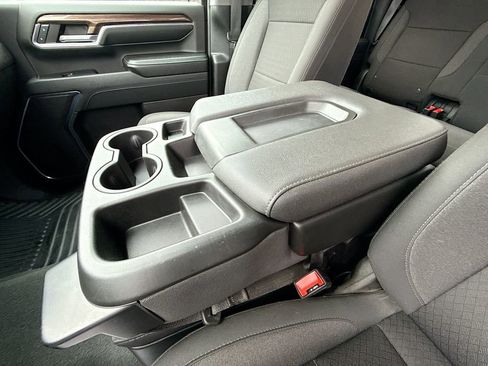 Certified 2024 Chevrolet Silverado 3500 LT image 38