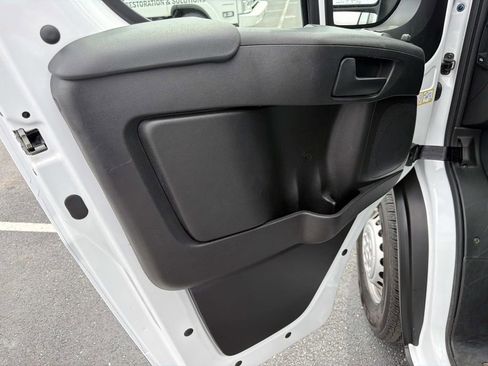 Used 2025 RAM ProMaster 3500 w/ Convenience Group FWD image 14