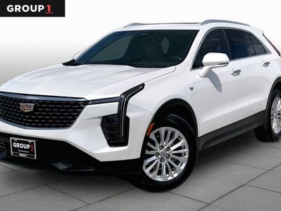 Used 2024 Cadillac XT4 Luxury w/ Cold Weather Package
