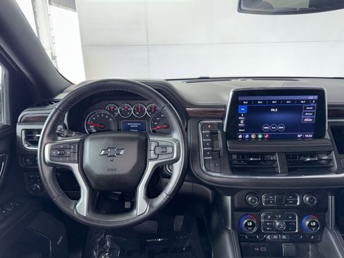 Used 2021 Chevrolet Tahoe Z71 image 16