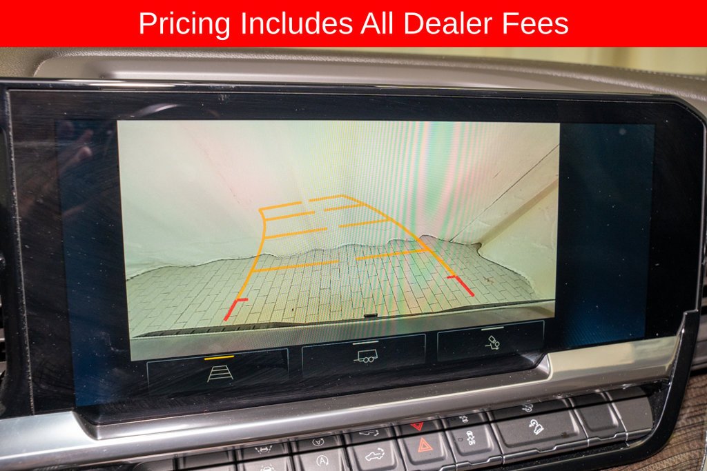 Used 2025 Chevrolet Silverado 1500 LT Trail Boss w/ Convenience Package II AWD/4WD image 15